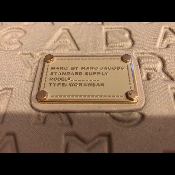 Marc by Mark Jacobs iPad case - Picture 3 of 4